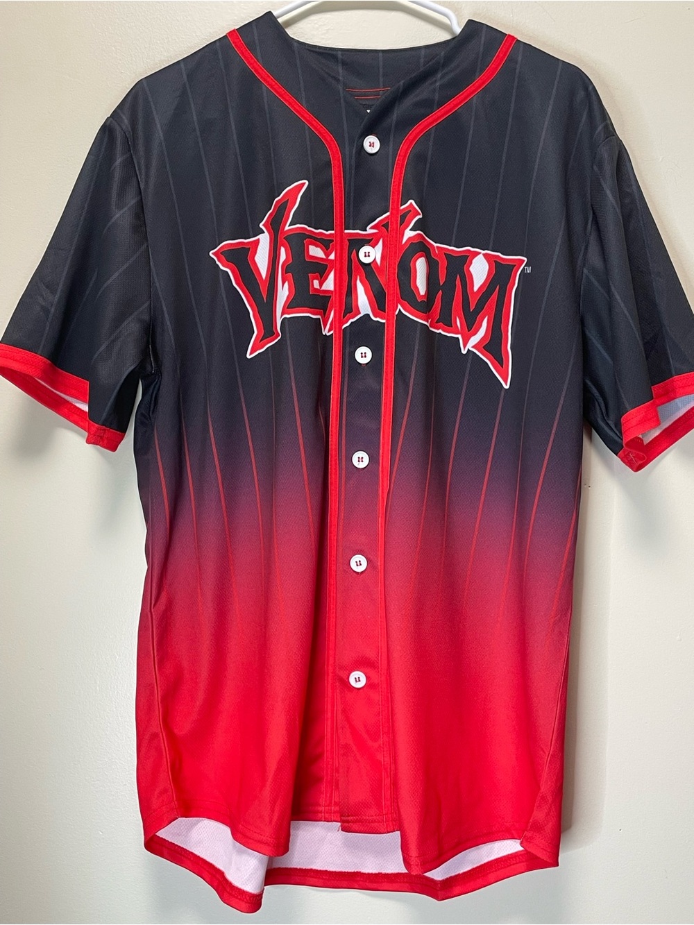 Marvel Venom Baseball Jersey Shirt - Black & Red - Size Medium (M)